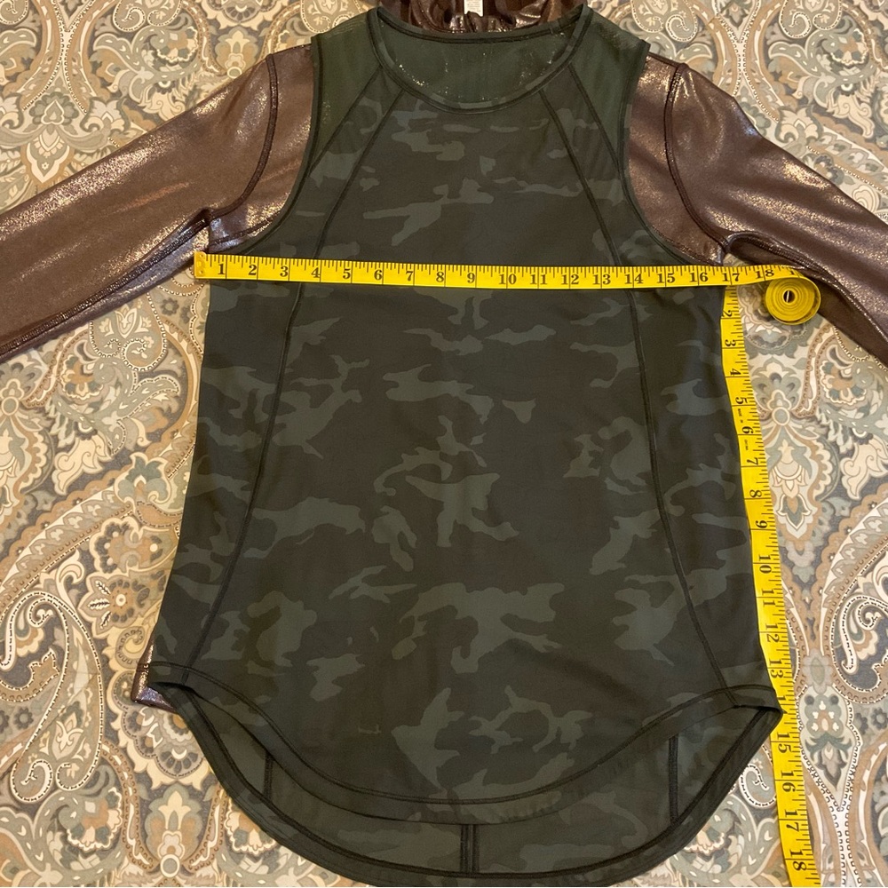 Mint Lululemon Sculpt Tank Incognito Camo Women’s Sz 6-8 Worn 2x - Picture 10 of 13